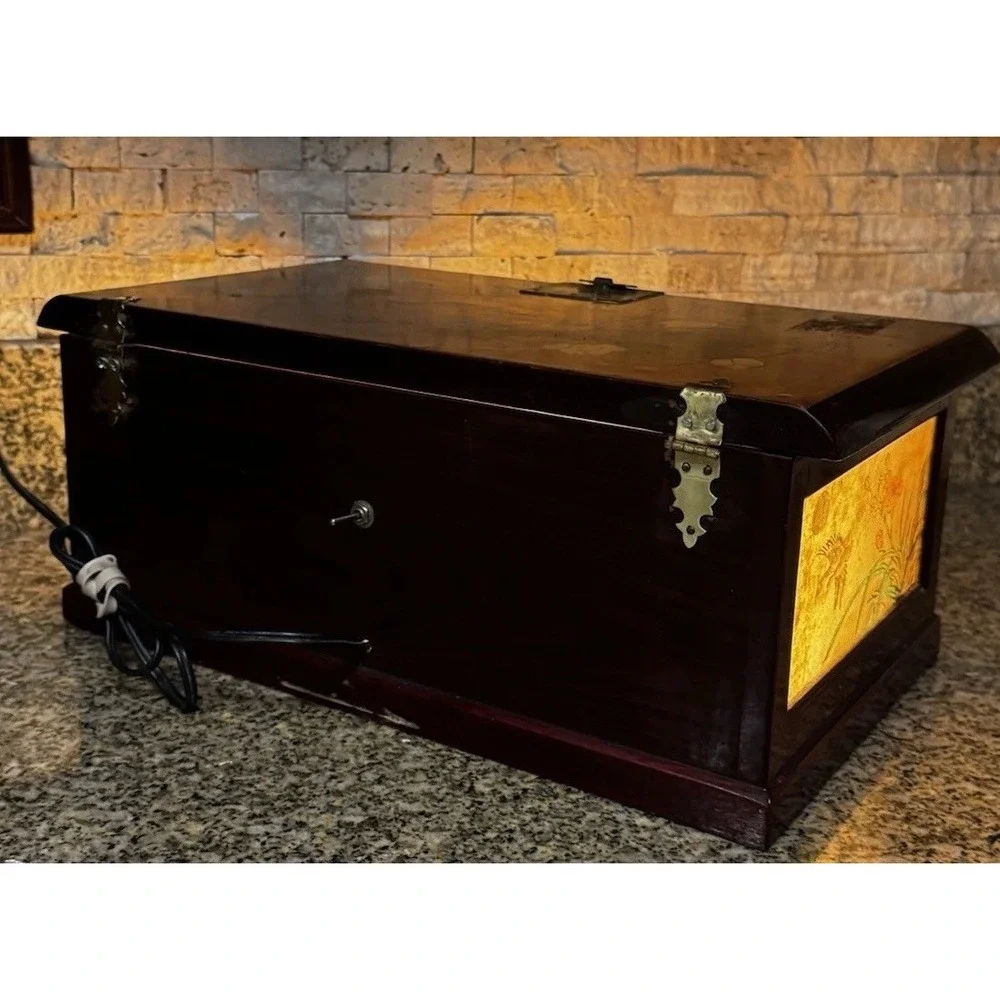 Antique Chinese Lacquered Dowry Box Chinoiserie Lamp Jewlery Art Deco Oriental